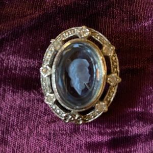 Cameo Brooch!